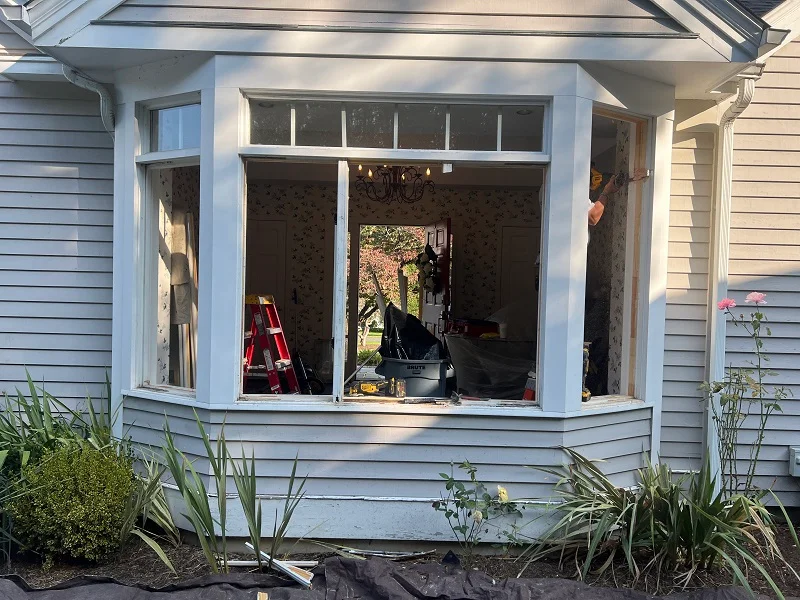 Removal of the old windows